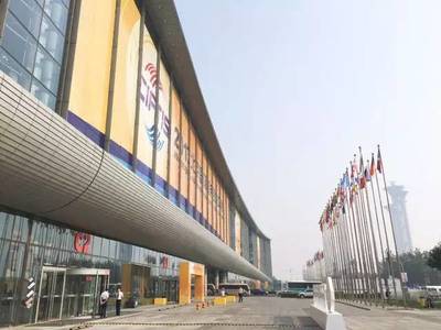 領(lǐng)導(dǎo)紛紛點(diǎn)贊 觀眾絡(luò)繹不絕——“蘇寧+天天”全新亮相2017北京國際服務(wù)貿(mào)易交易會(huì)